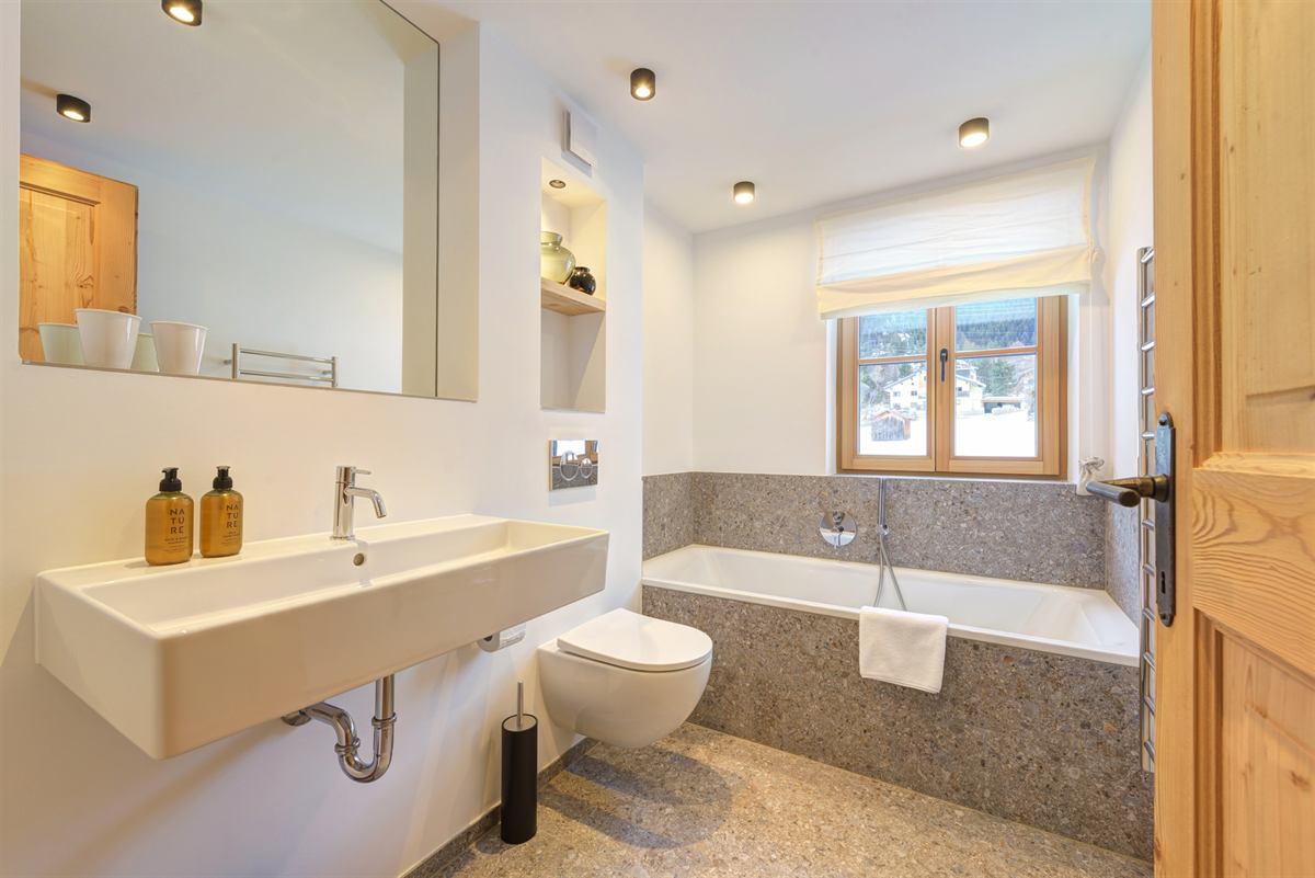Chalet Silver Fox – bathroom