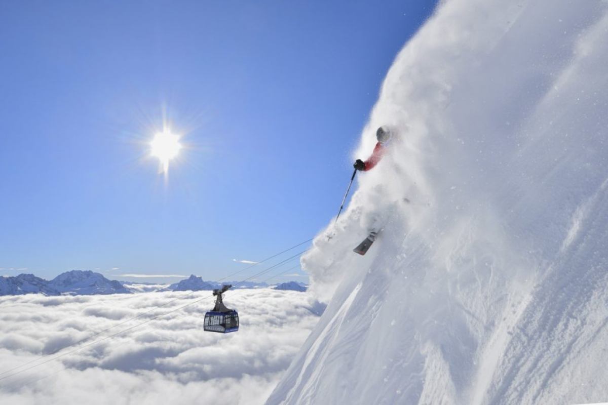 Skiing on the Arlberg above St. Anton